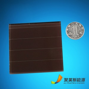Venkovní amorfní křemíkový solární panel
